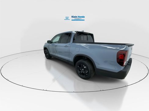 New 2026 Honda Ridgeline Black Edition image 8