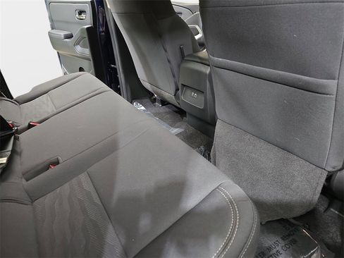 Used 2023 Nissan Frontier SV w/ Technology Package image 13