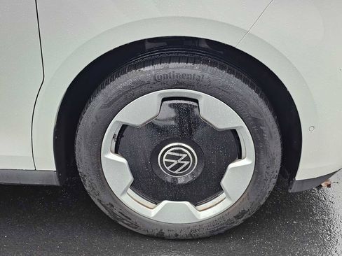 Used 2025 Volkswagen ID. Buzz Pro S image 9