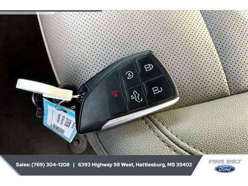 Used 2023 Chevrolet Silverado 1500 LTZ w/ Technology Package image 9