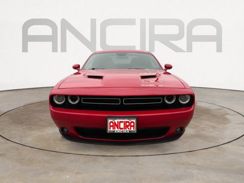 Used 2015 Dodge Challenger SXT Plus RWD image 5