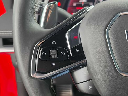 Used 2024 Chevrolet Corvette Stingray Coupe w/ 1LT RWD image 27