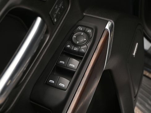 Used 2020 GMC Sierra 2500 SLT w/ SLT Premium Plus Package image 28