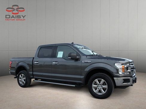 Used 2019 Ford F150 XLT w/ Equipment Group 302A Luxury image 3