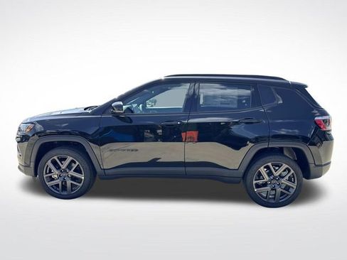 New 2026 Jeep Compass Limited w/ Sun, Sound & Navigation Group AWD/4WD image 5