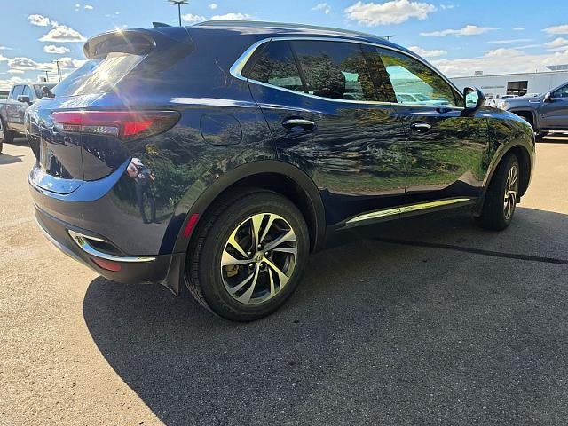 Used 2022 Buick Envision Essence w/ Safety Package AWD/4WD image 3