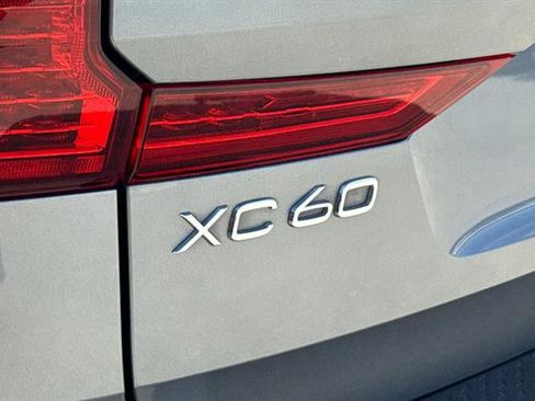 Used 2021 Volvo XC60 T8 Polestar image 32