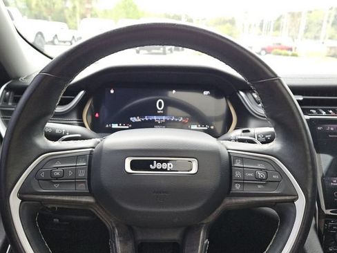 Used 2021 Jeep Grand Cherokee L Limited AWD/4WD image 21