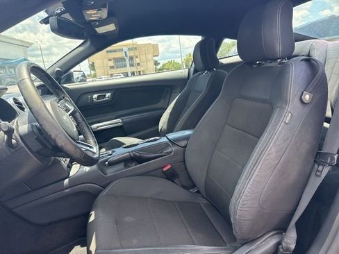 Used 2016 Ford Mustang Coupe w/ Equipment Group 051A RWD image 8