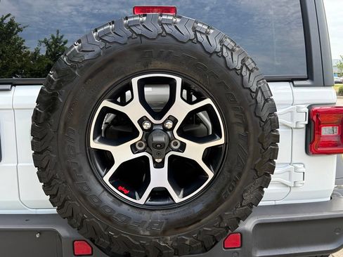 Used 2021 Jeep Wrangler Rubicon AWD/4WD image 45