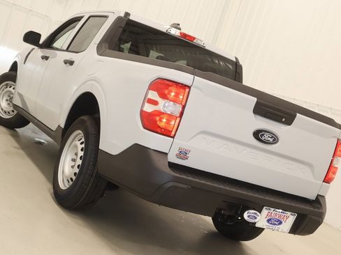 New 2025 Ford Maverick XL image 23