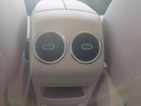 Used 2023 Mercedes-Benz GLA 250 image 16