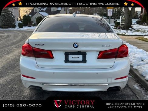 Used 2019 BMW 540i w/ Luxury Seating Package image 5