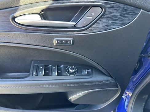 Used 2022 Alfa Romeo Stelvio Sprint image 16