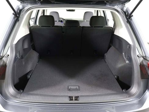 Used 2024 Volkswagen Tiguan S image 19
