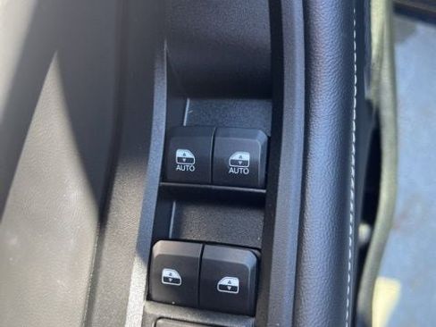 Certified 2022 Jeep Grand Cherokee L Limited AWD/4WD image 20