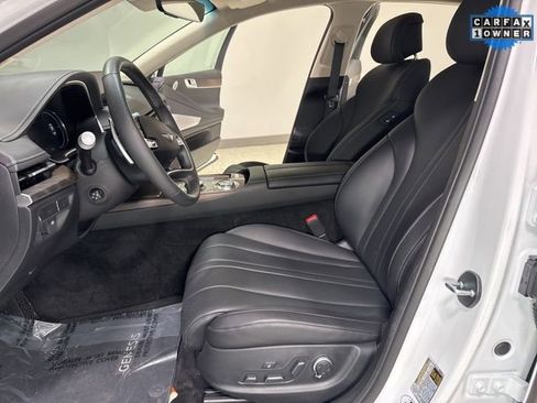 Used 2024 Genesis G80 image 12