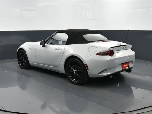 Used 2019 MAZDA MX-5 Miata Club image 35