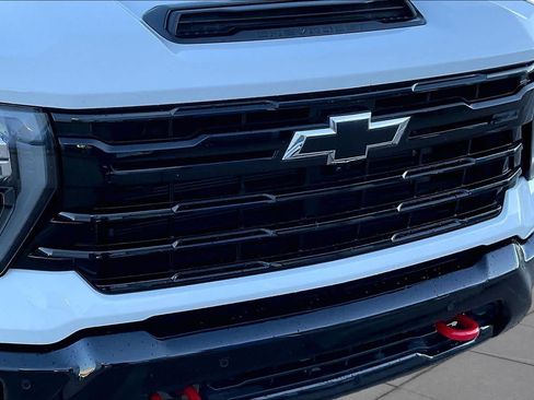 Used 2025 Chevrolet Silverado 2500 LT w/ Trail Boss Package AWD/4WD image 28