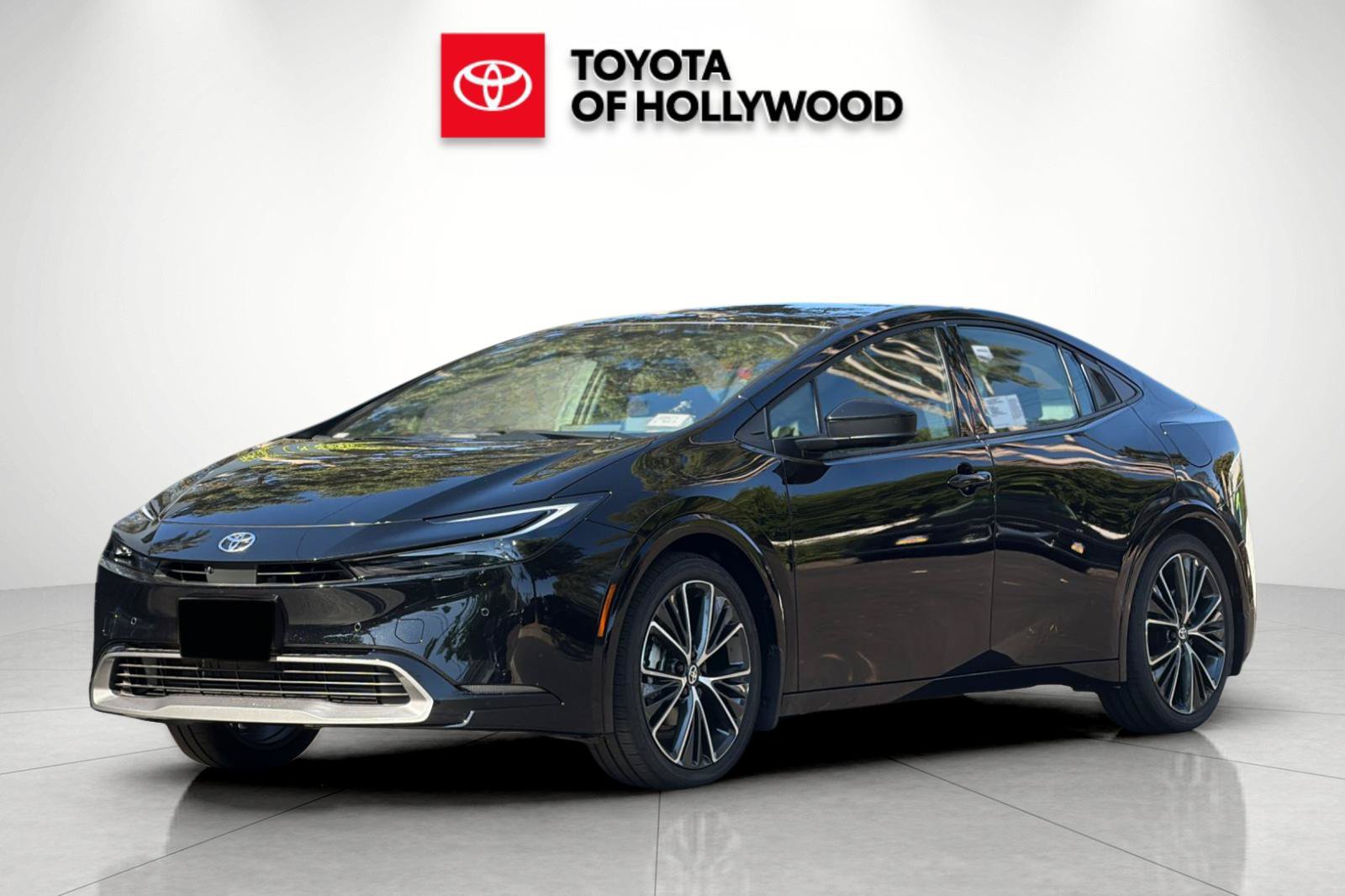 New 2027 Toyota Prius Limited w/ Limited Premium Package FWD image 7