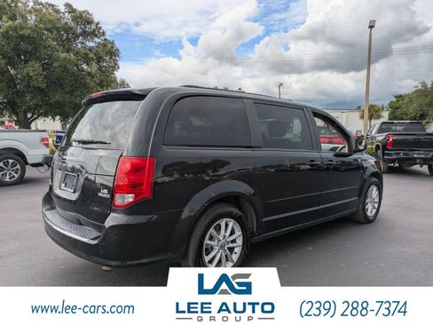 Used 2013 Dodge Grand Caravan SXT w/ Entertainment Group 1 FWD image 3