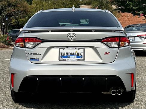Used 2025 Toyota Corolla SE FWD image 4