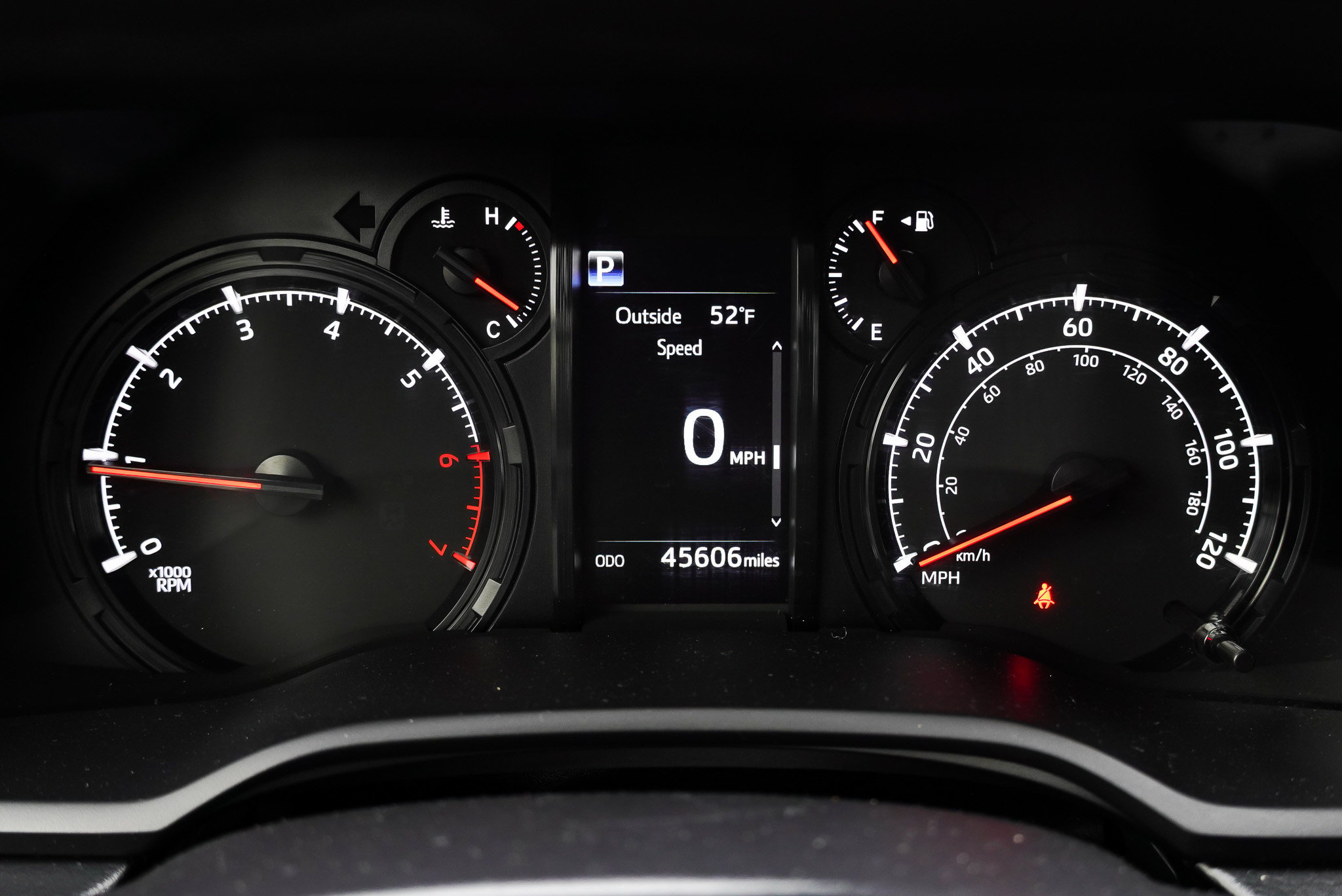 Used 2024 Toyota 4Runner SR5 AWD/4WD image 37