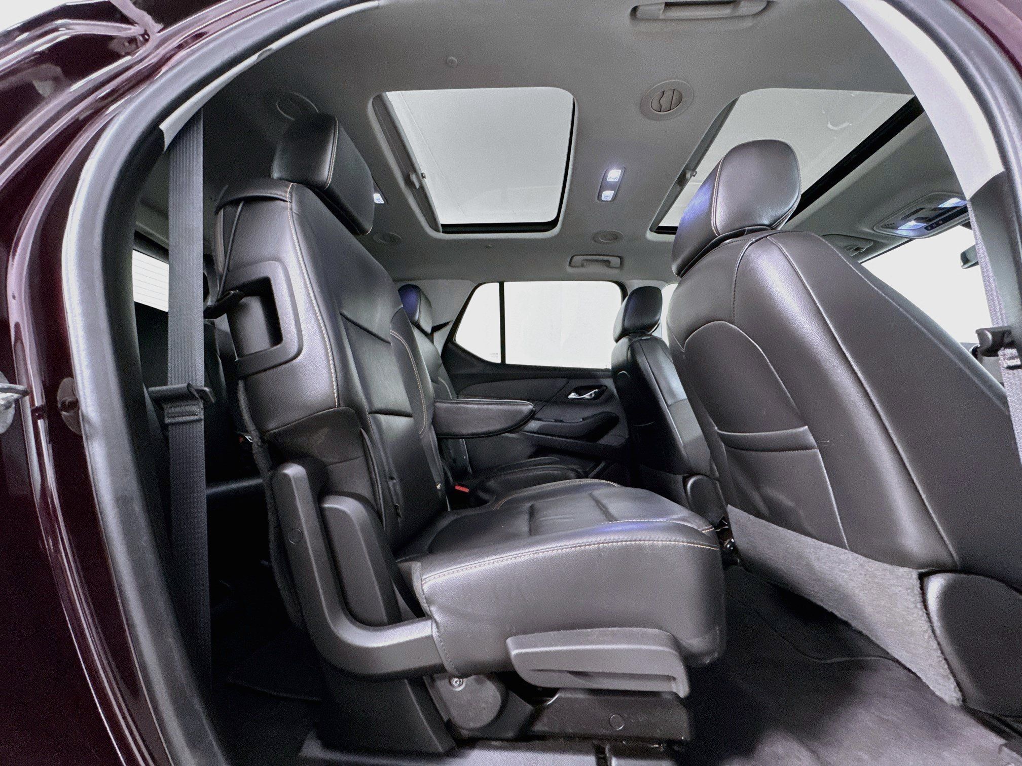Used 2019 Chevrolet Traverse LT w/ LT Premium Package AWD/4WD image 31