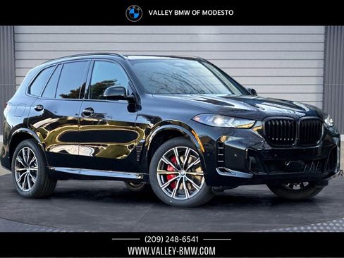 New 2026 BMW X5 xDrive40i w/ M Sport Package image 1