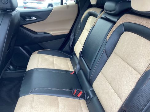 Used 2026 Chevrolet Equinox ACTIV w/ Convenience Package III image 13