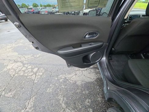 Used 2016 Honda HR-V EX image 24