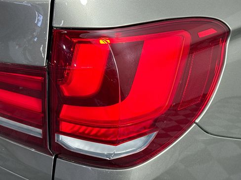Used 2018 BMW X5 xDrive40e AWD/4WD image 33