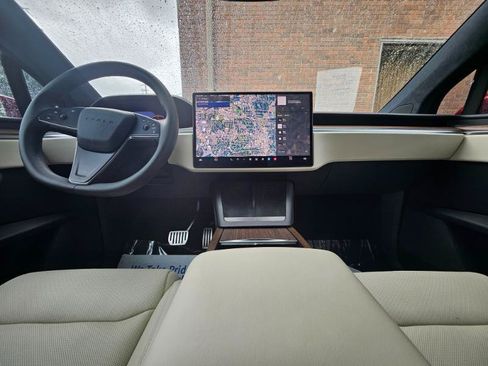 Used 2023 Tesla Model X AWD/4WD image 40