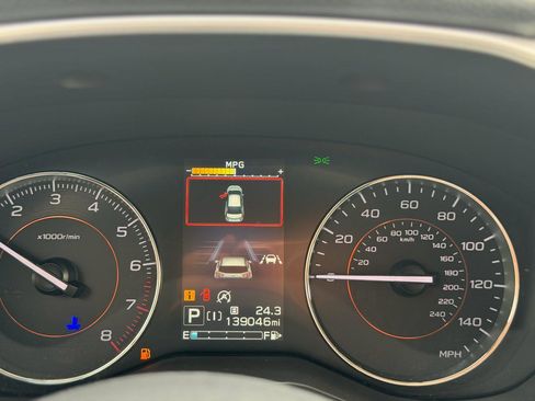 Used 2020 Subaru Crosstrek 2.0i Limited image 32