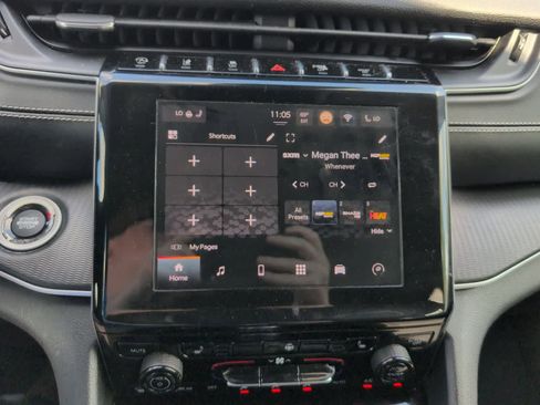 Used 2023 Jeep Grand Cherokee L Laredo w/ Luxury Tech Group I AWD/4WD image 20