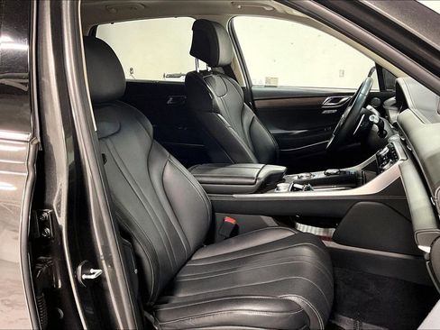 Used 2024 Genesis GV80 3.5T image 10