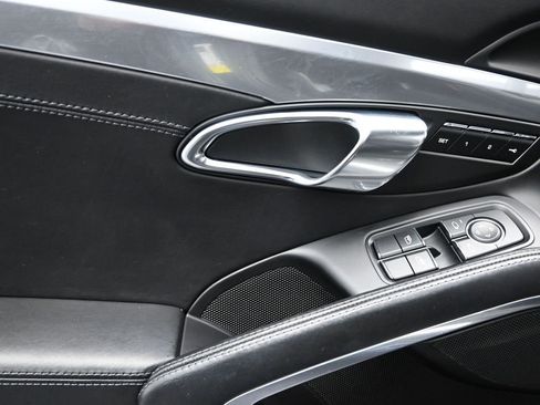 Used 2017 Porsche 911 Carrera S image 16