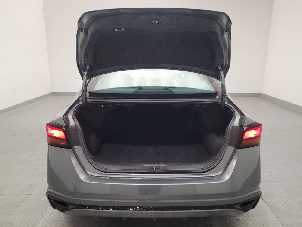 Used 2024 Nissan Altima 2.5 SV FWD image 29