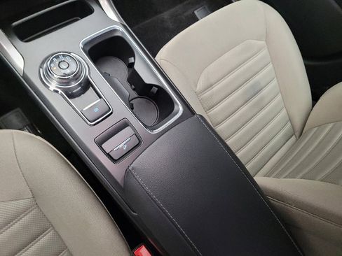 Used 2018 Ford Fusion S image 26