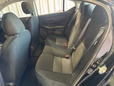 Used 2025 Nissan Sentra SV FWD image 16