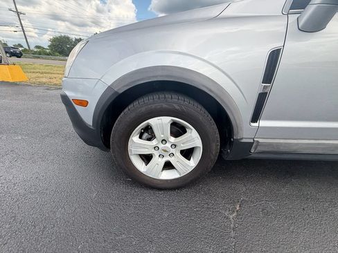Used 2014 Chevrolet Captiva Sport LS FWD image 10