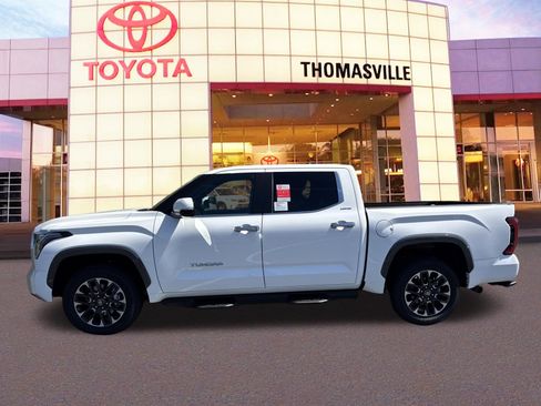 New 2026 Toyota Tundra Limited AWD/4WD image 8