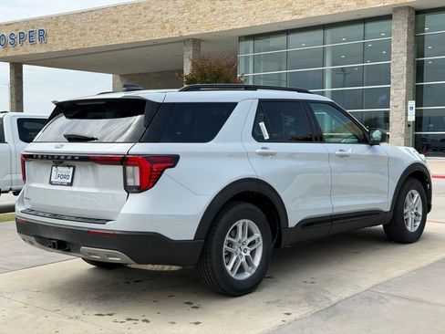 New 2026 Ford Explorer Active RWD image 48