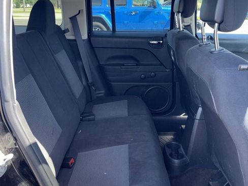 Used 2014 Jeep Patriot Sport FWD image 17