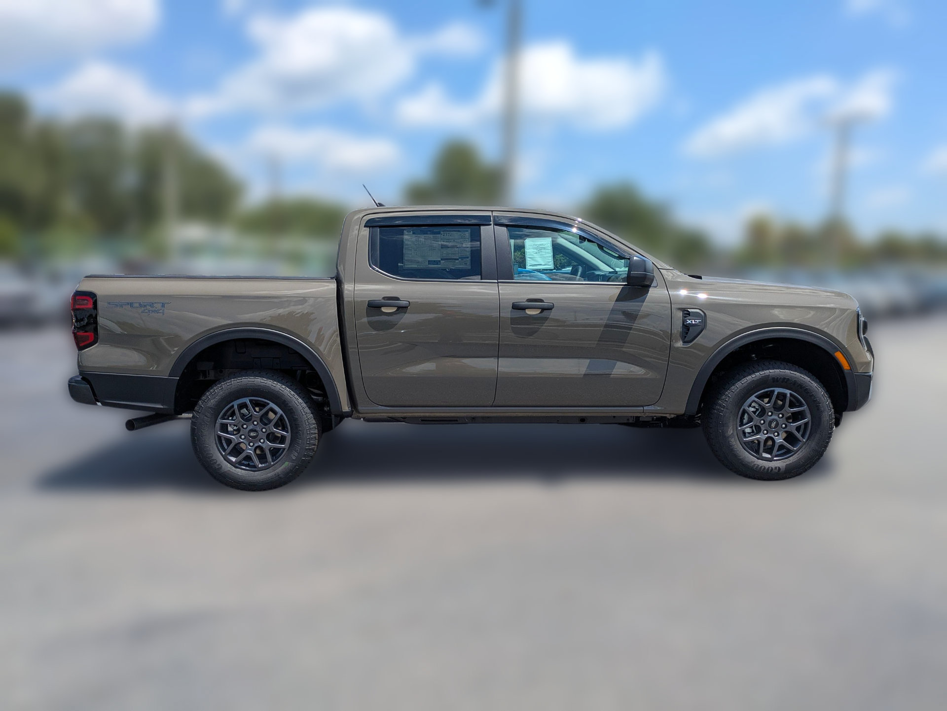 New 2026 Ford Ranger XLT w/ Equipment Group 301A High AWD/4WD image 4