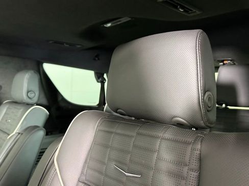 New 2026 Cadillac Escalade V w/ LPO, ONYX Package image 48