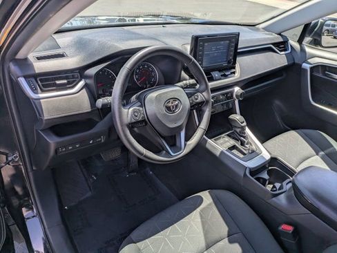 Used 2021 Toyota RAV4 XLE w/ Convenience Package FWD image 12
