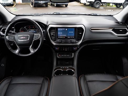 Used 2021 GMC Acadia AT4 image 8
