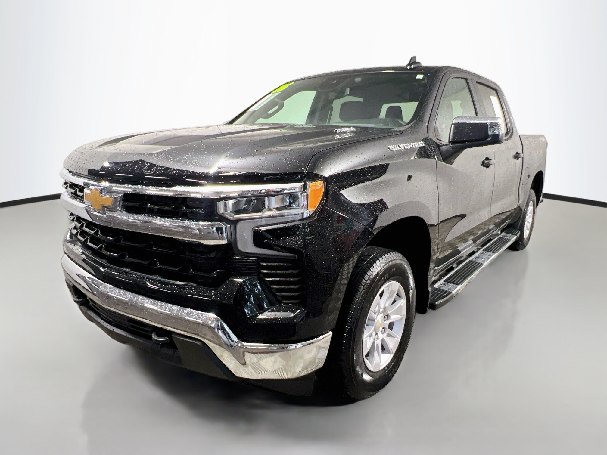 Used 2026 Chevrolet Silverado 1500 LT AWD/4WD image 7