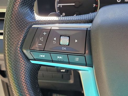 Used 2024 Mitsubishi Outlander SE image 31